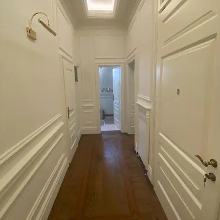 V Dedinje Apartment Belgrad