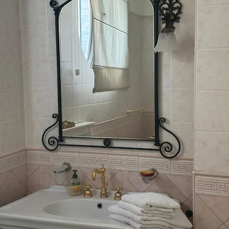 V Dedinje